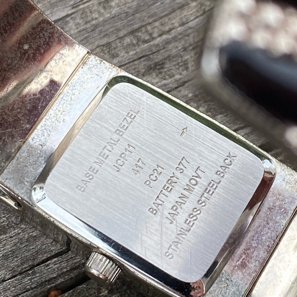 Zebra striped fashion cuff watch Black enamel with marcasite japan movement - Picture 4 of 13